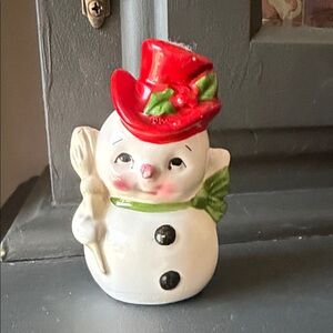 Vintage Lefton Snowman Figurine salt & pepper shaker